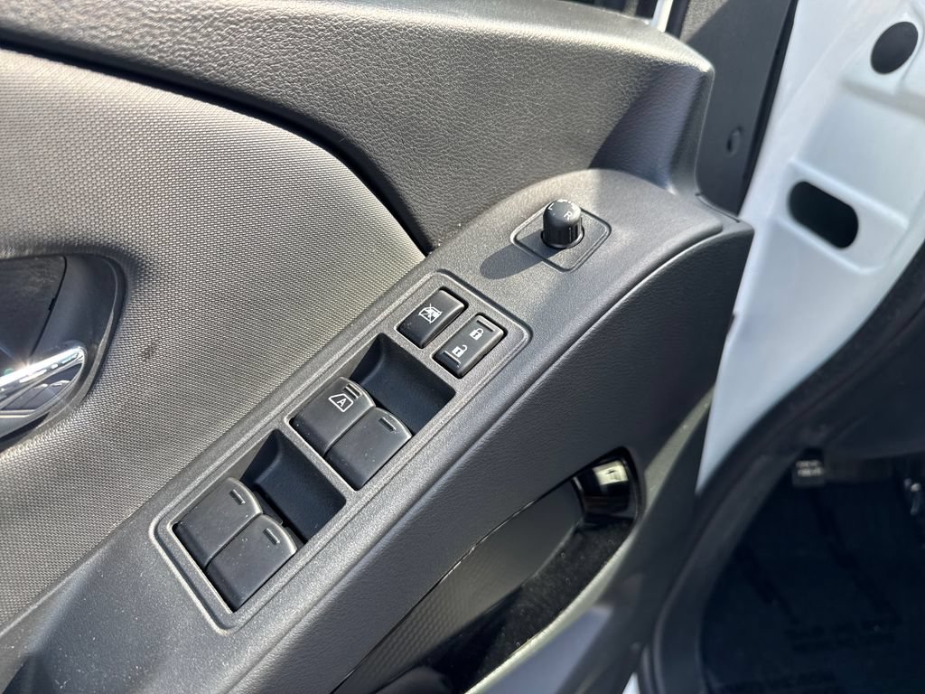 Used 2023 Nissan Frontier SV w/ Midnight Edition Package AWD/4WD image 23