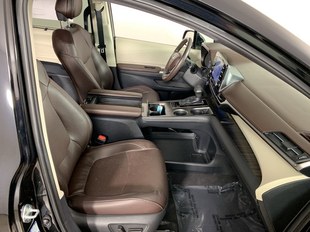 Used 2021 Toyota Sienna Platinum image 22