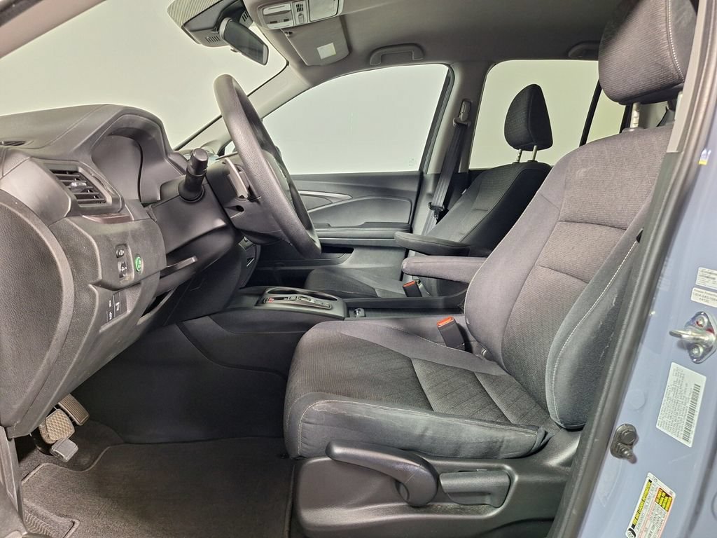 Used 2023 Honda Ridgeline Sport image 9