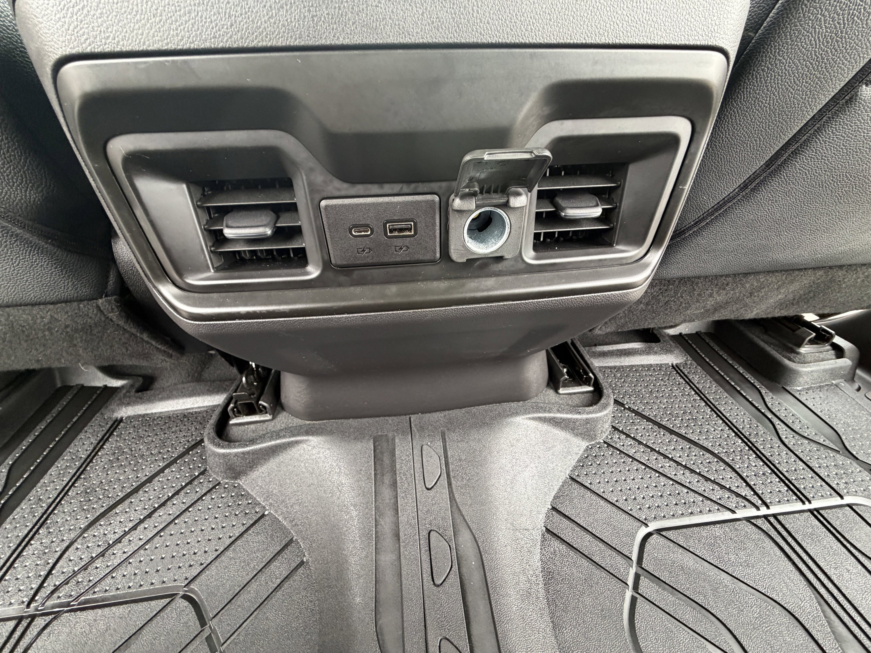 Used 2021 Chevrolet Silverado 1500 RST w/ Convenience Package II AWD/4WD image 10