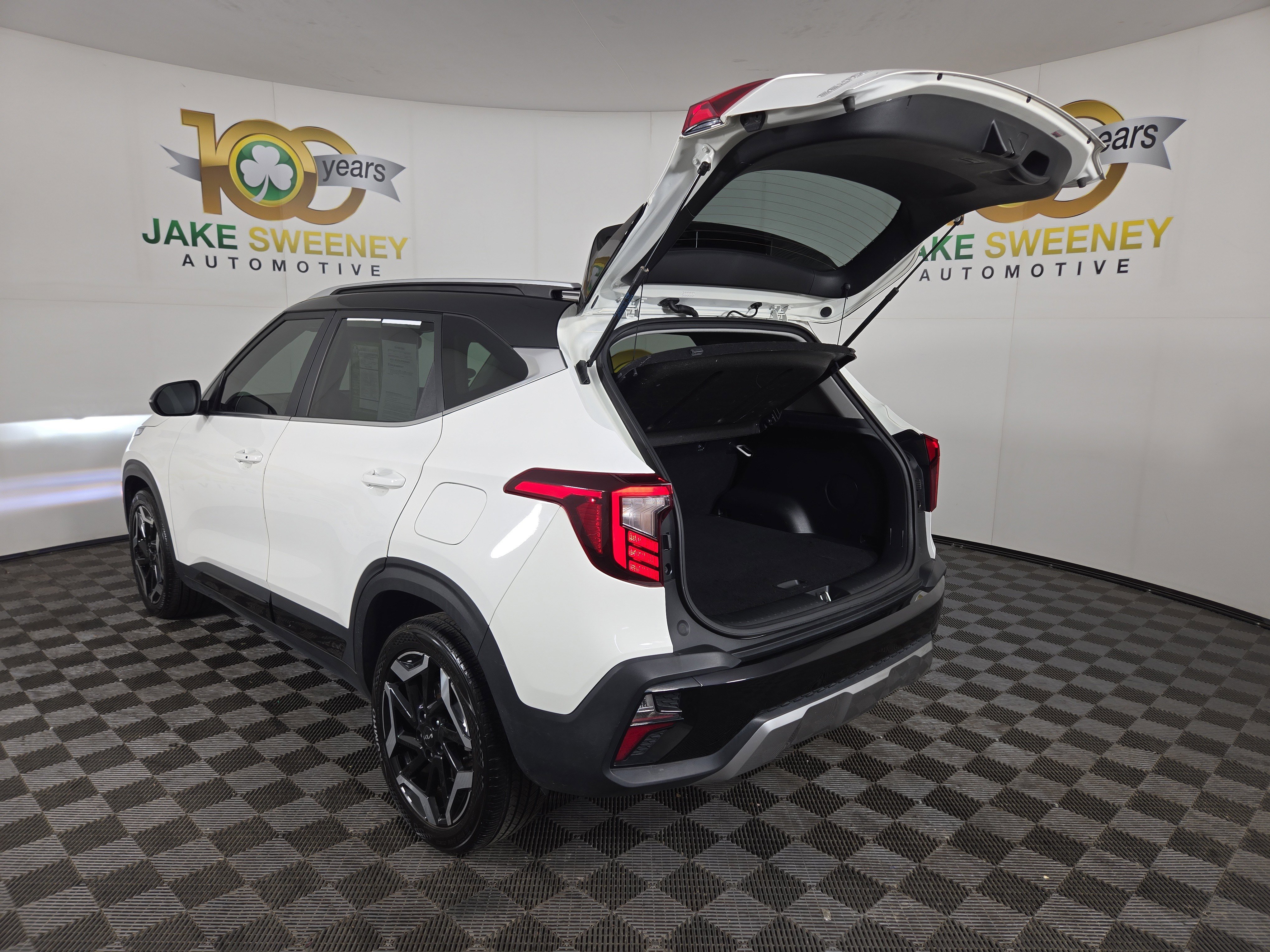 Used 2024 Kia Seltos SX image 31