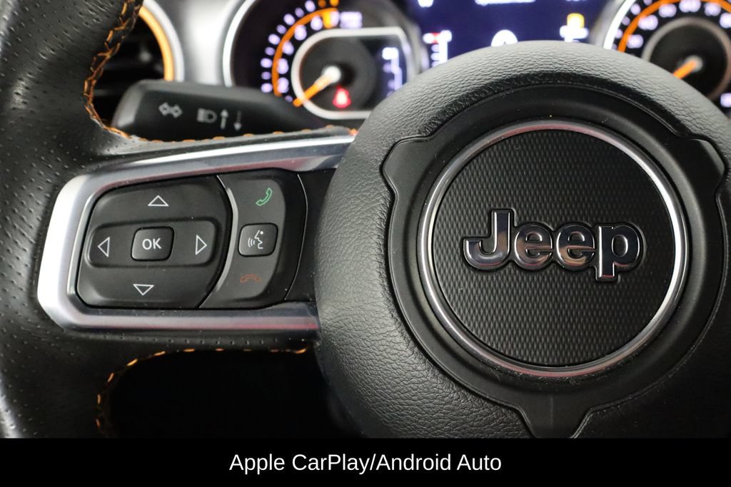 Used 2023 Jeep Gladiator Mojave w/ Cold Weather Group AWD/4WD image 8