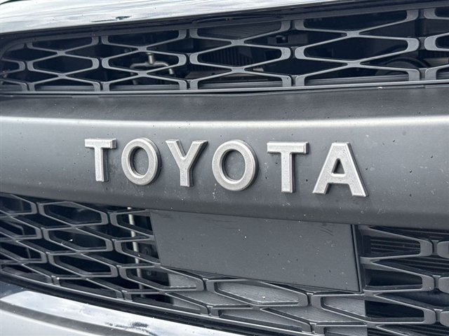 Used 2024 Toyota 4Runner TRD Off-Road Premium w/ Moonroof Package AWD/4WD image 34