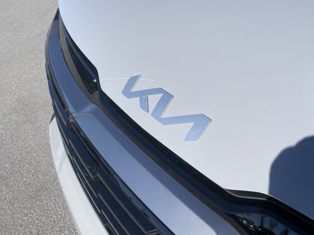 New 2026 Kia Sportage EX w/ EX Panoramic Sunroof Package image 34