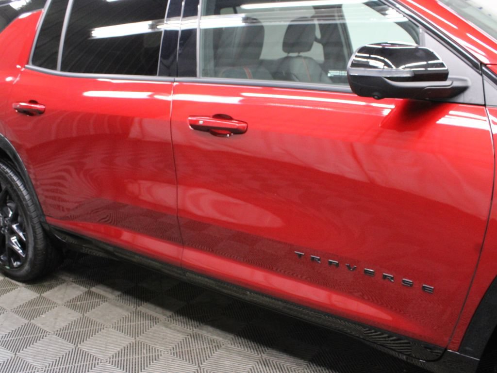 Used 2026 Chevrolet Traverse RS w/ LPO, Floor Liner Package AWD/4WD image 43