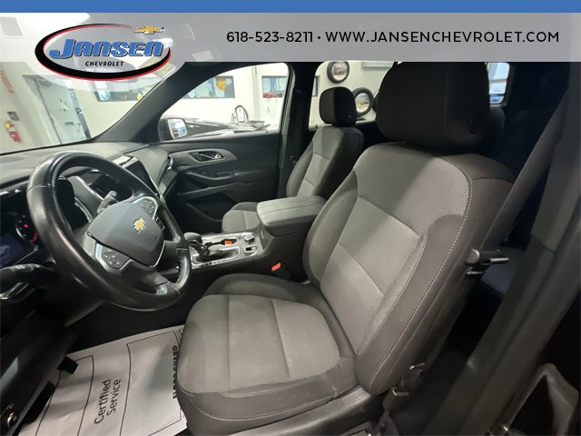 Used 2022 Chevrolet Traverse LT image 18