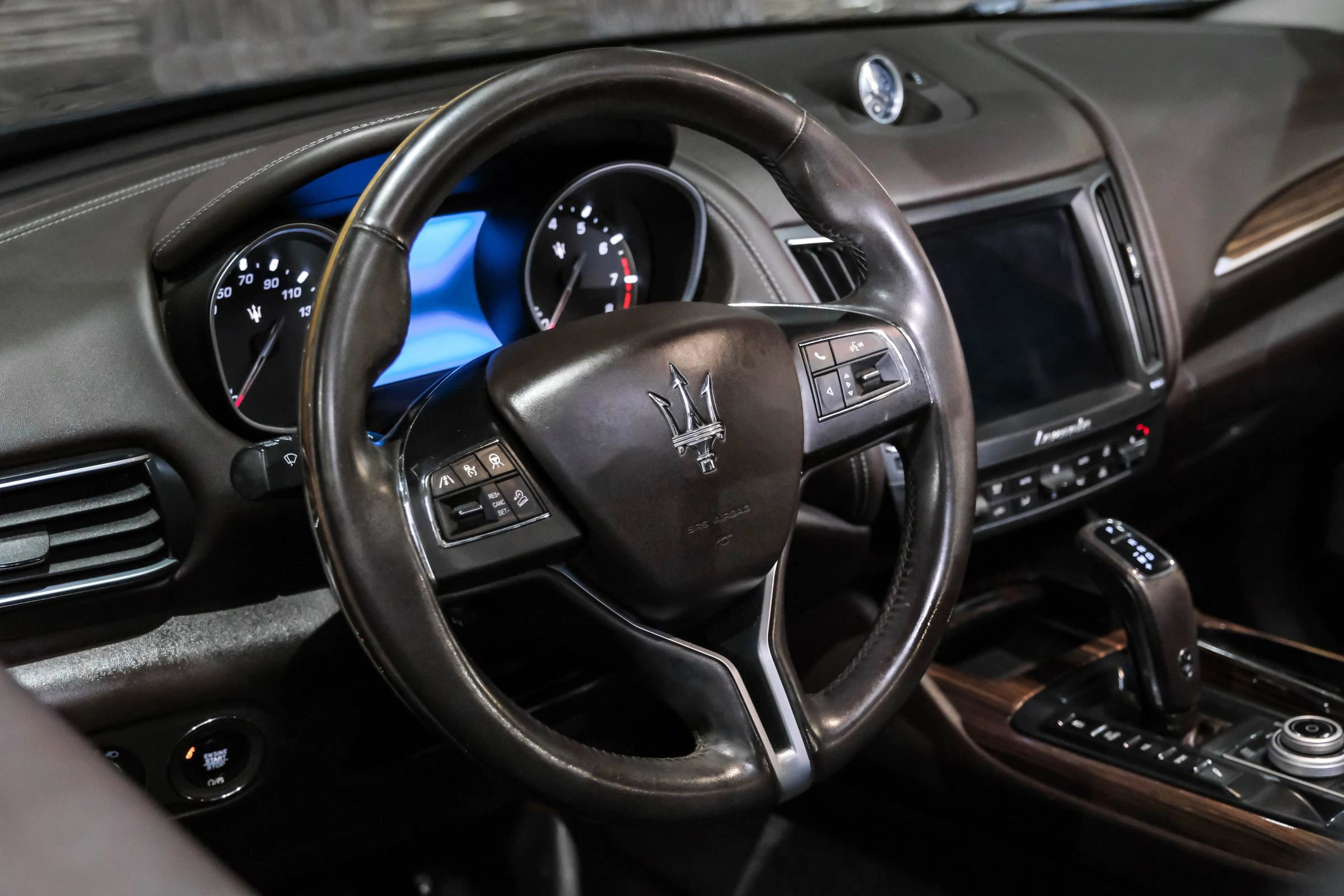 Used 2019 Maserati Levante GranLusso image 14