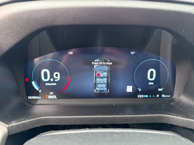 Used 2025 Ford Explorer Active AWD/4WD image 26