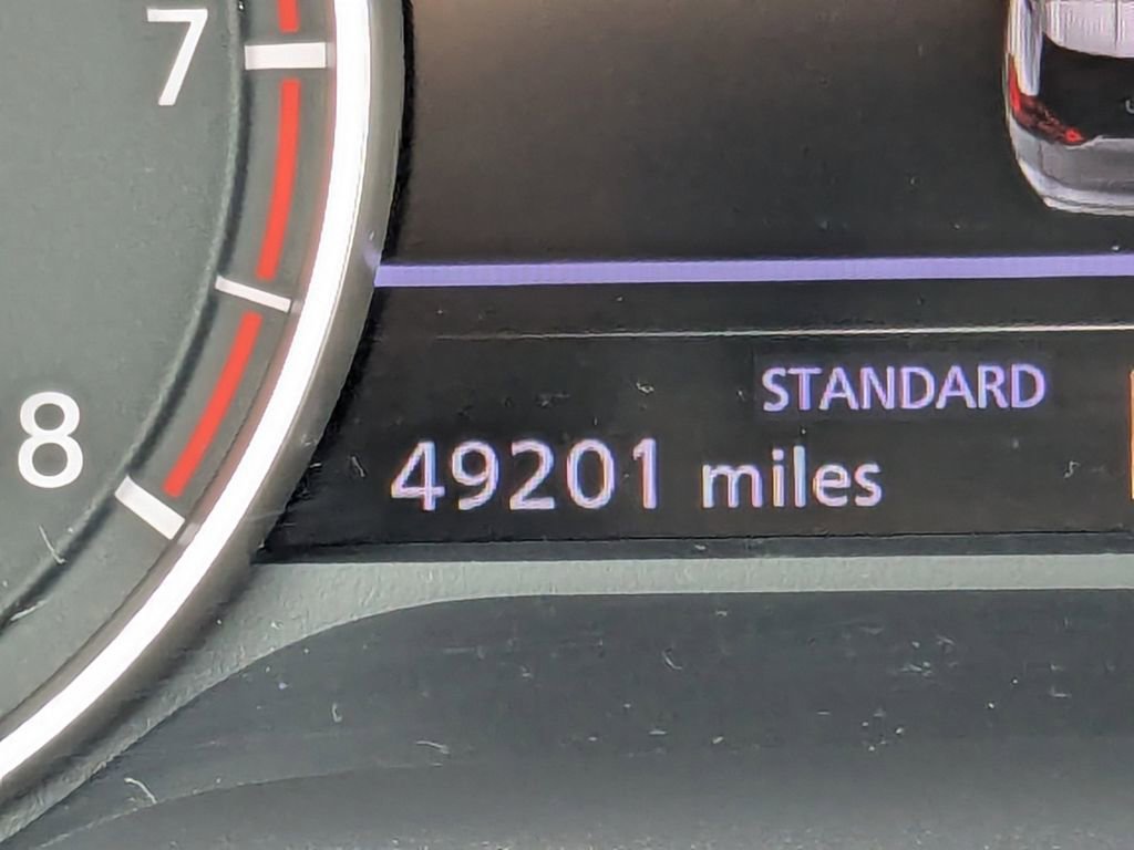 Used 2024 Nissan Rogue SV FWD image 29