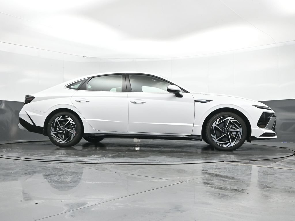 New 2026 Hyundai Sonata SEL FWD image 46