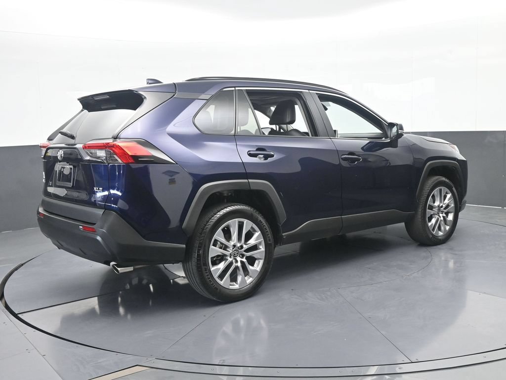 Used 2025 Toyota RAV4 XLE Premium FWD image 6