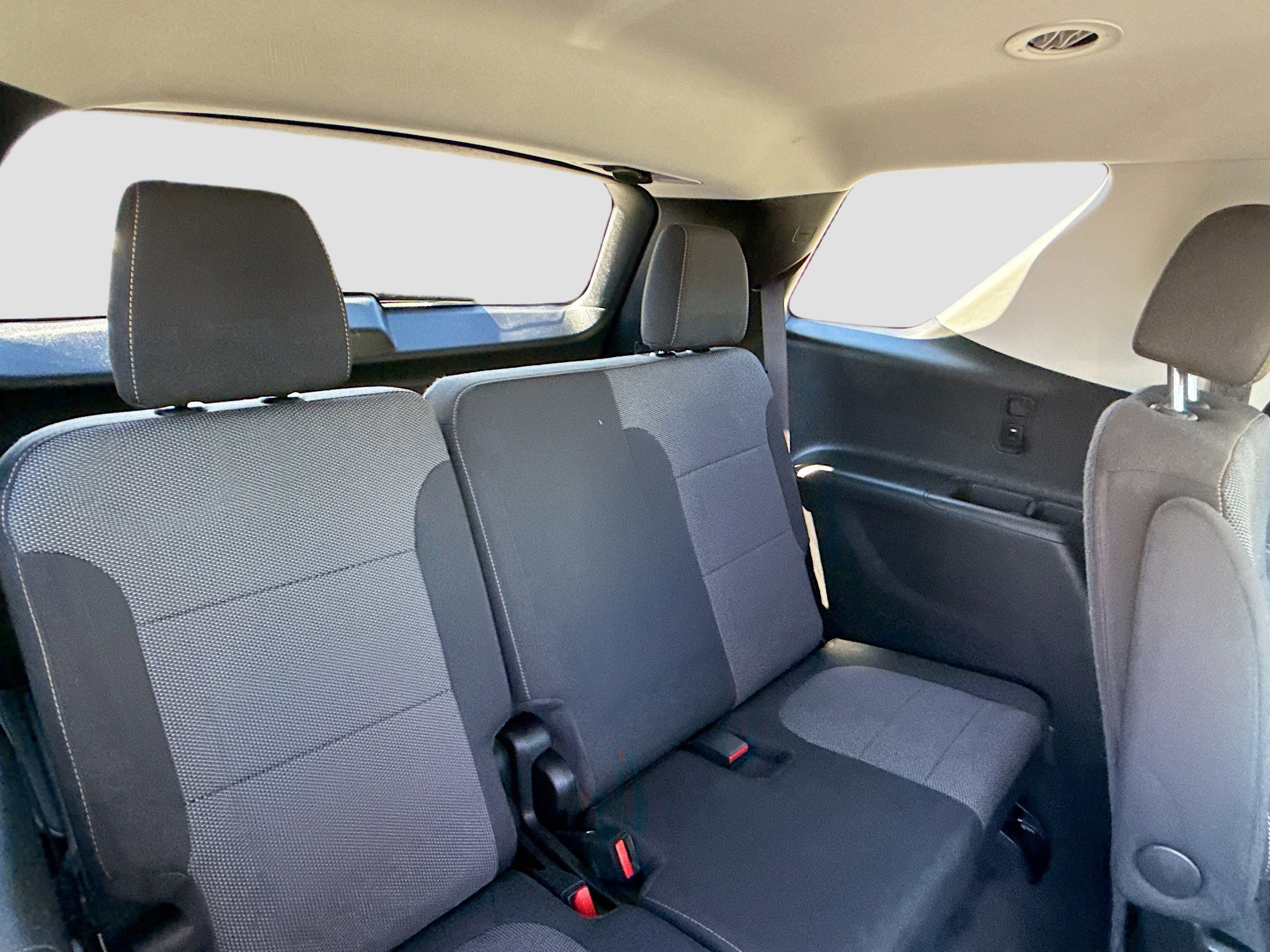 Used 2020 Chevrolet Traverse LT image 28