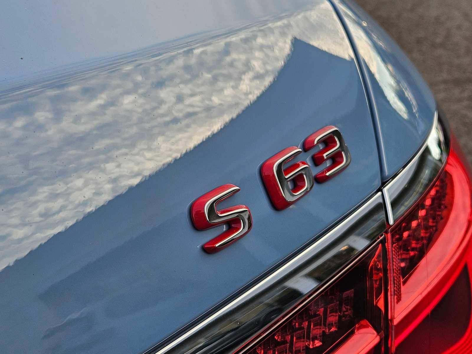 Used 2025 Mercedes-Benz S 63 AMG S image 17