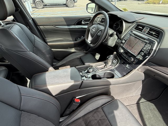 Certified 2023 Nissan Maxima SR w/ Sport Mat Group FWD image 30