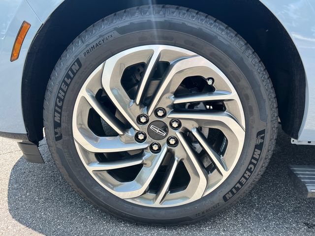 New 2026 Lincoln Navigator Reserve AWD/4WD image 12