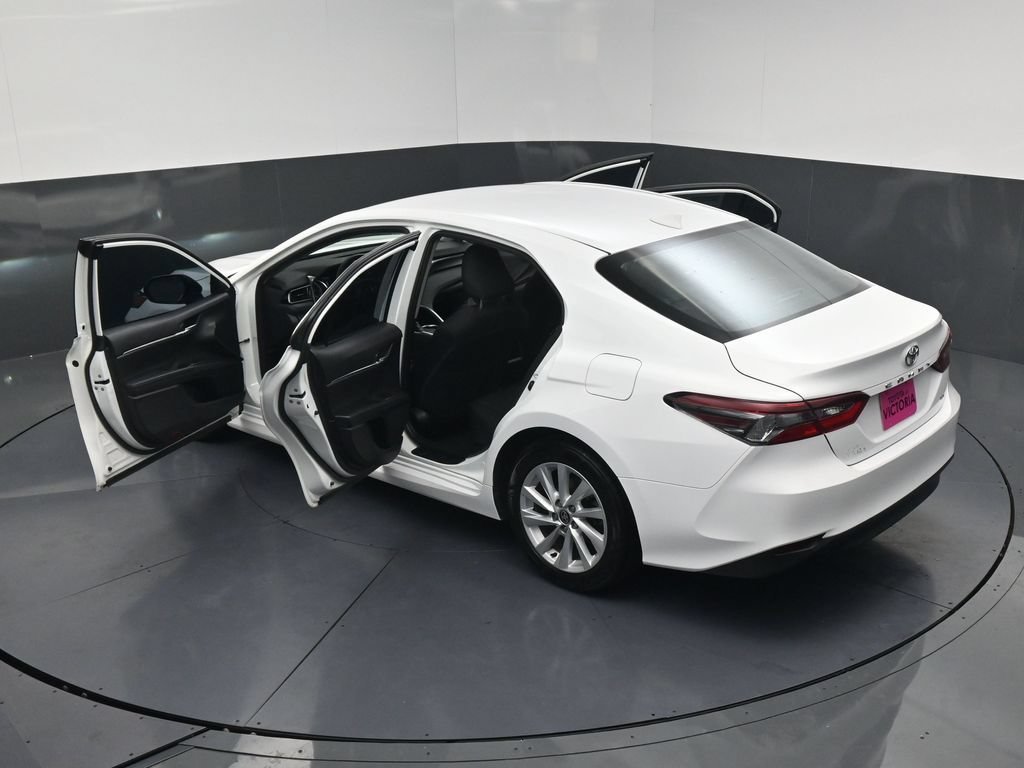 Used 2024 Toyota Camry LE w/ Convenience Package FWD image 20