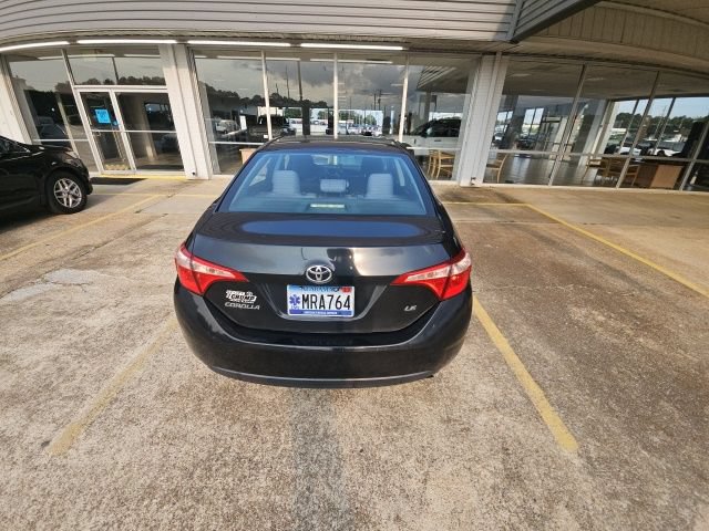 Used 2017 Toyota Corolla LE FWD image 7