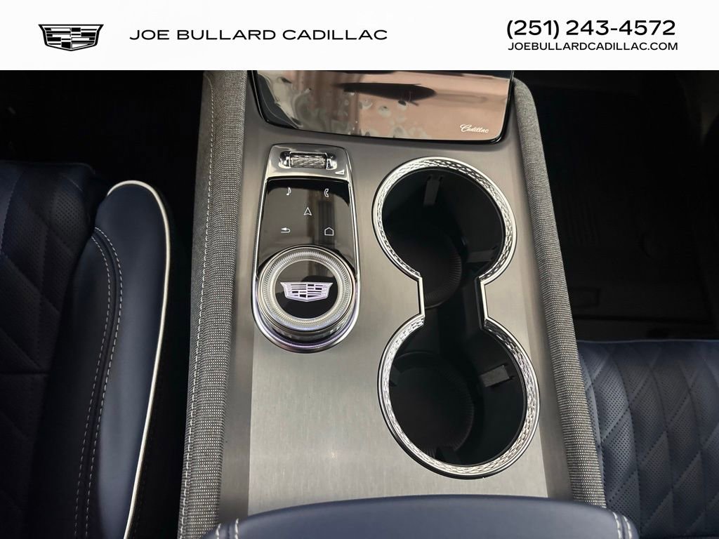 New 2026 Cadillac Vistiq Premium Luxury w/ LPO, Floor Liner Package image 32