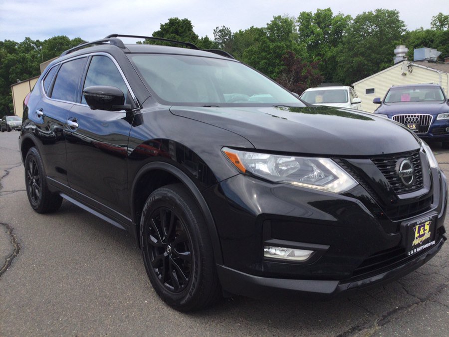 Used 2018 Nissan Rogue SV w/ Premium Package AWD/4WD image 6