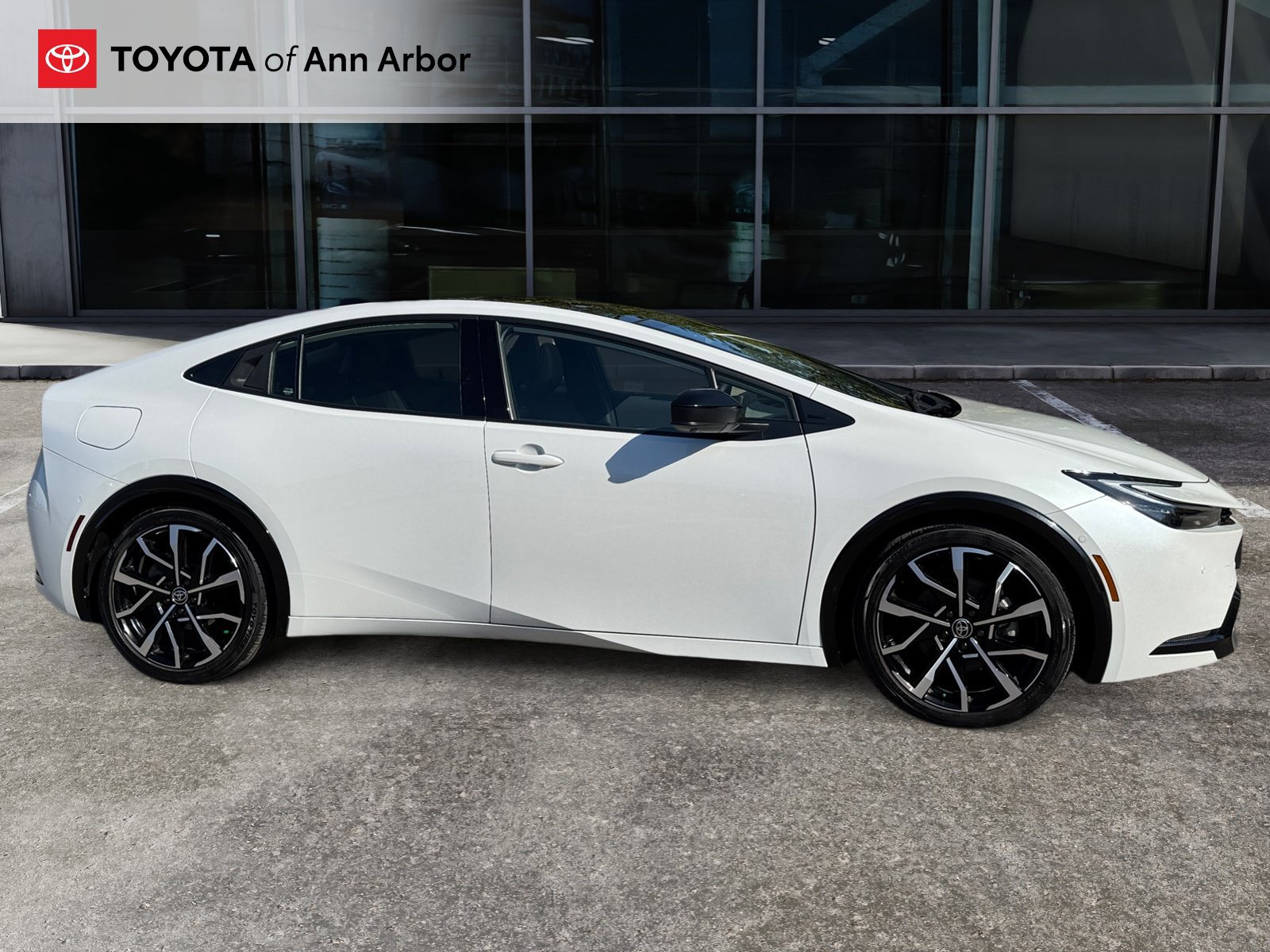 Used 2024 Toyota Prius Prime Premium w/ Advanced Technology Package FWD image 13