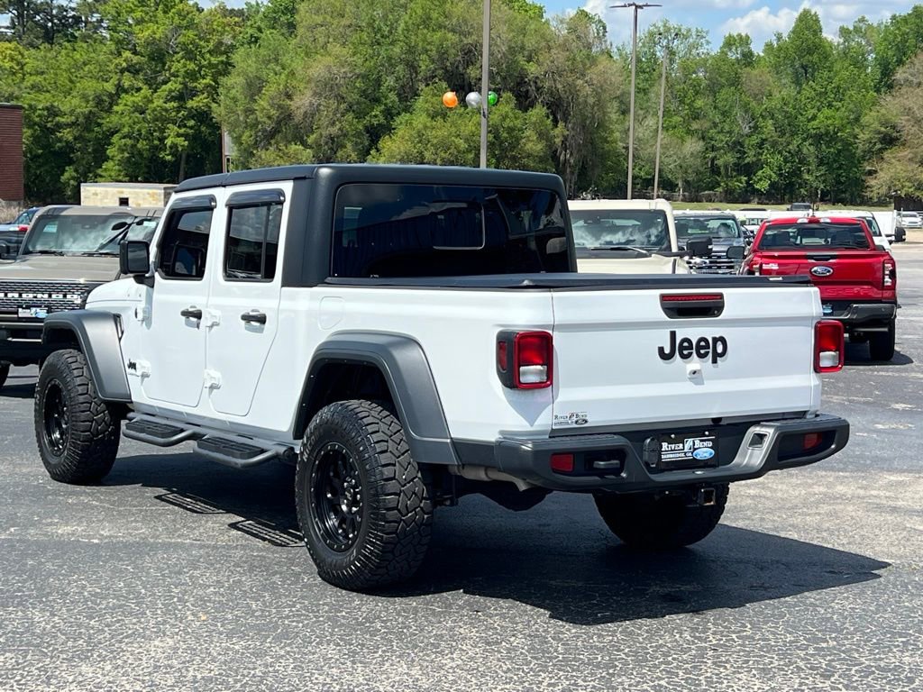 Used 2023 Jeep Gladiator Sport image 3