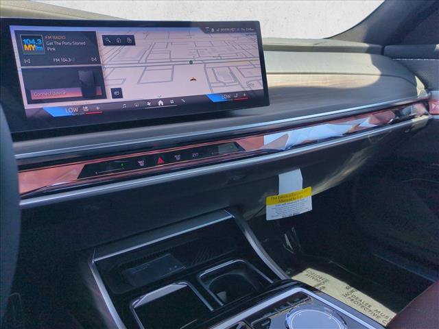 New 2026 BMW 760i xDrive w/ Premium Package AWD/4WD image 12