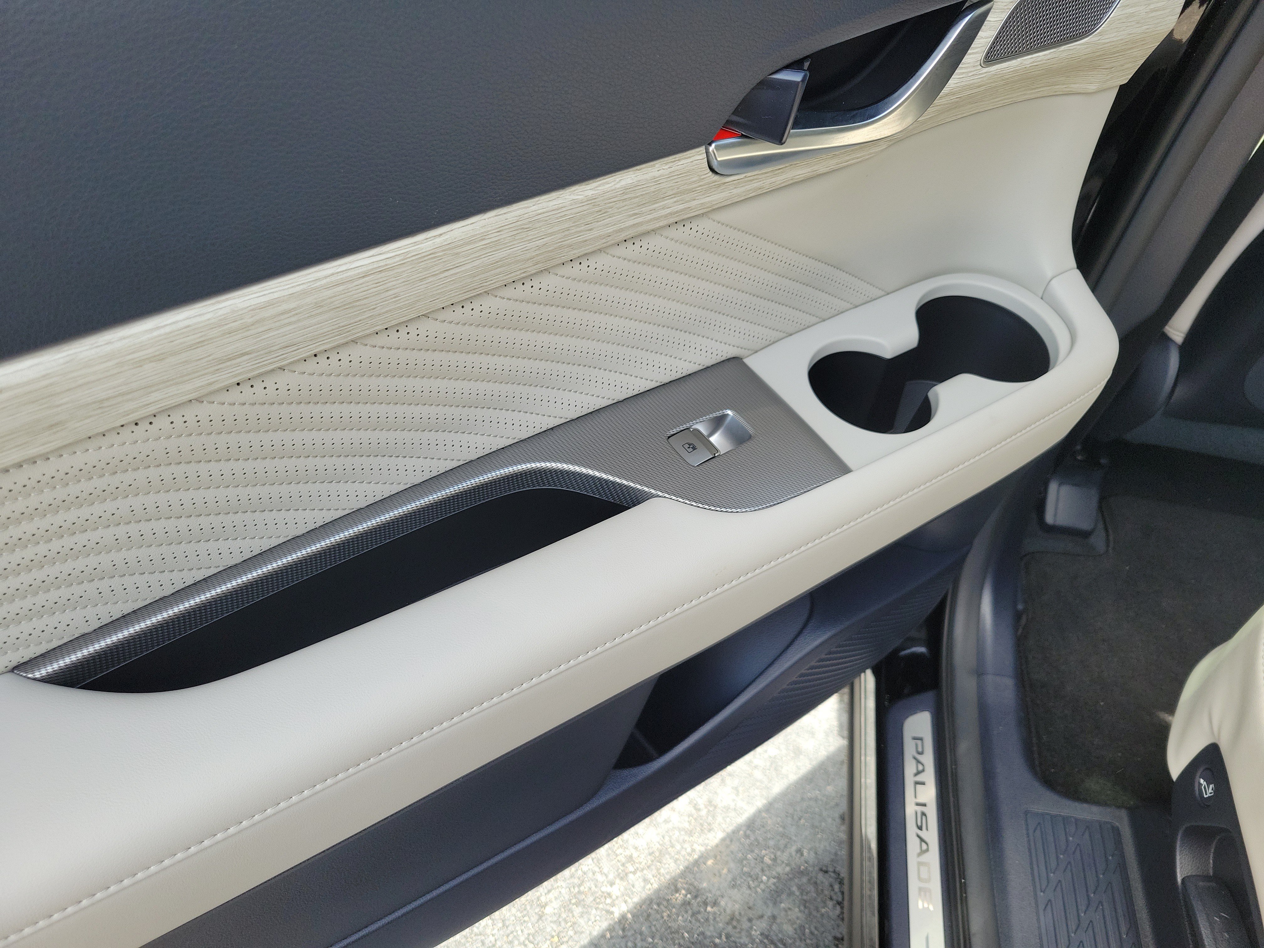 Used 2025 Hyundai Palisade Calligraphy AWD/4WD image 9