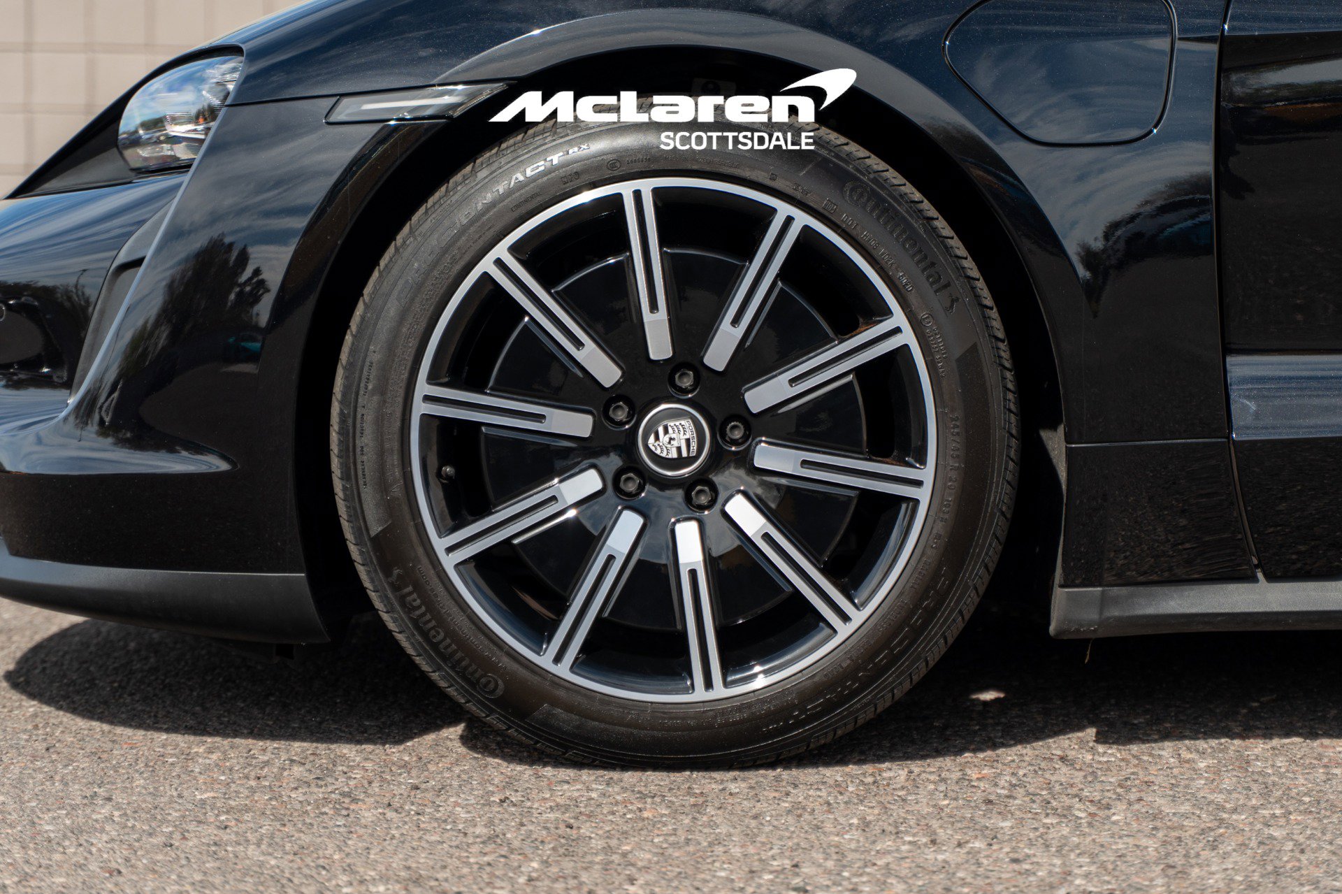 Used 2021 Porsche Taycan image 19