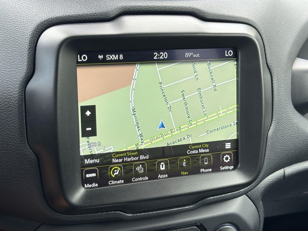 Used 2022 Jeep Renegade Altitude w/ Convenience Group AWD/4WD image 9