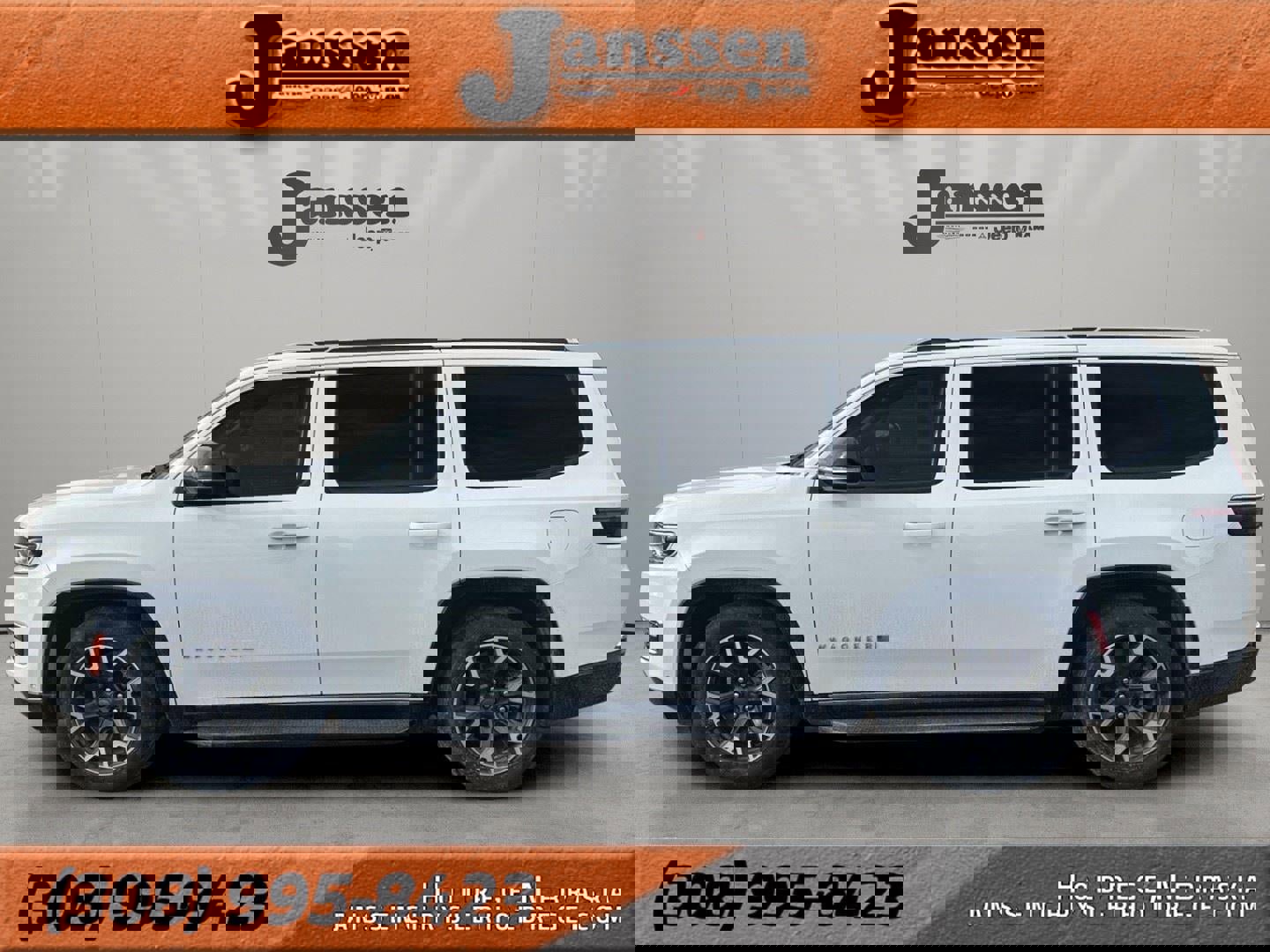 Used 2024 Jeep Wagoneer Series III AWD/4WD image 1