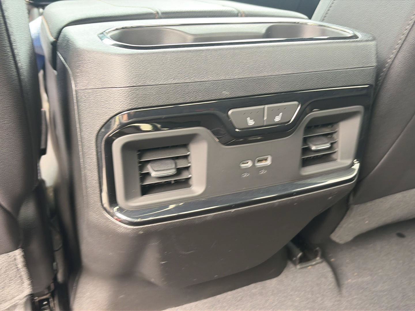 Used 2023 GMC Sierra 1500 AT4 w/ AT4 Premium Package AWD/4WD image 33
