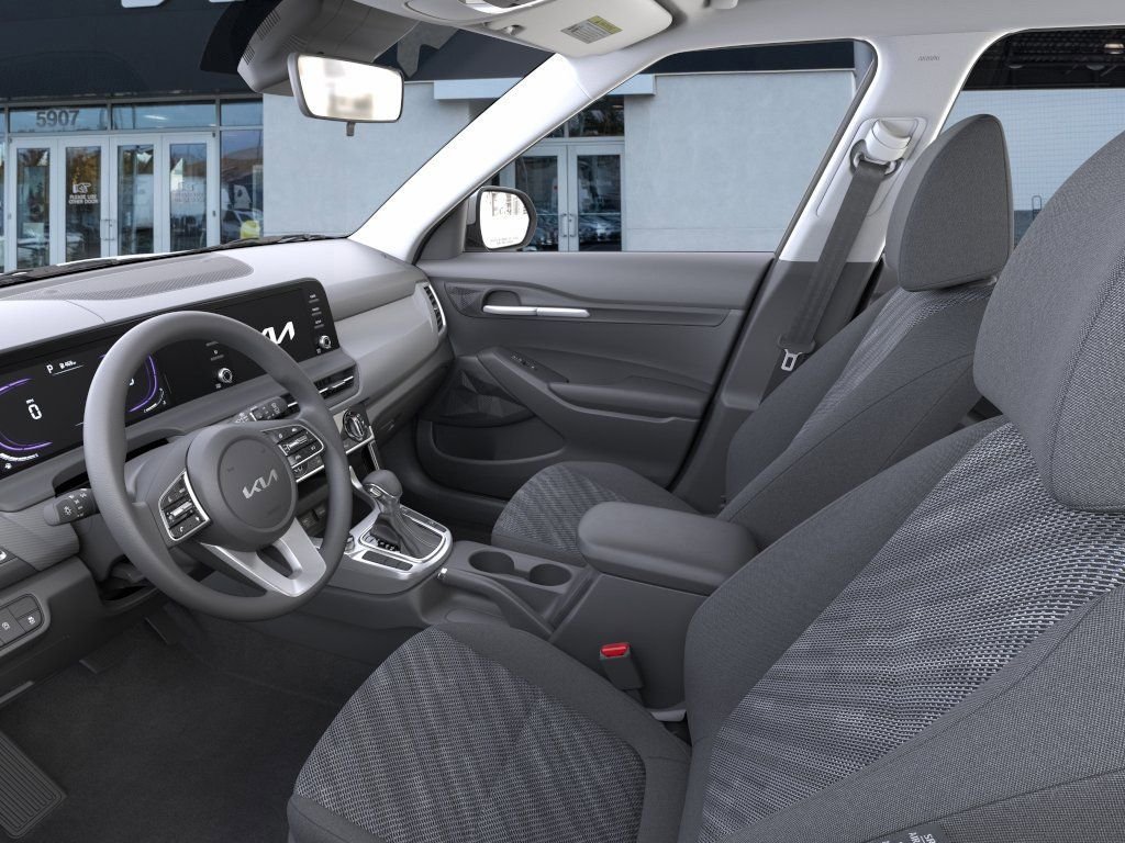 New 2026 Kia Seltos LX FWD image 17