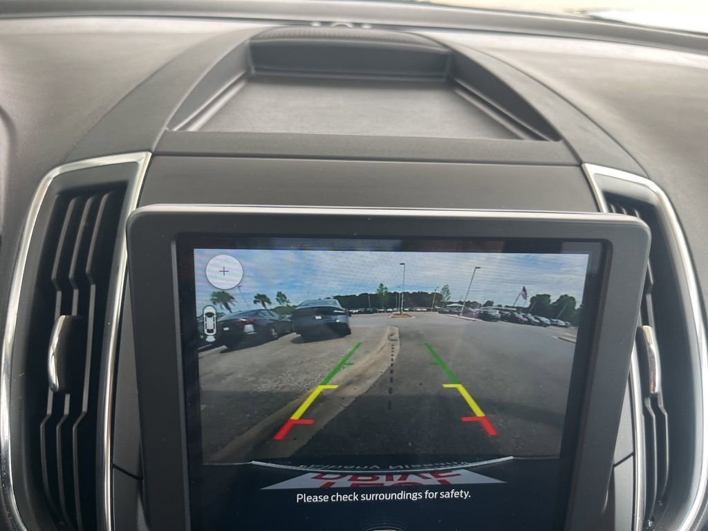 Used 2024 Ford Edge Titanium w/ Equipment Group 301A image 9