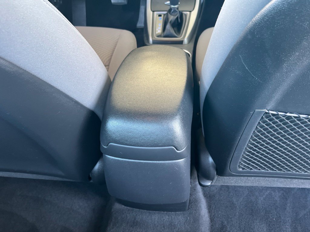 Used 2016 Hyundai Elantra SE FWD image 17