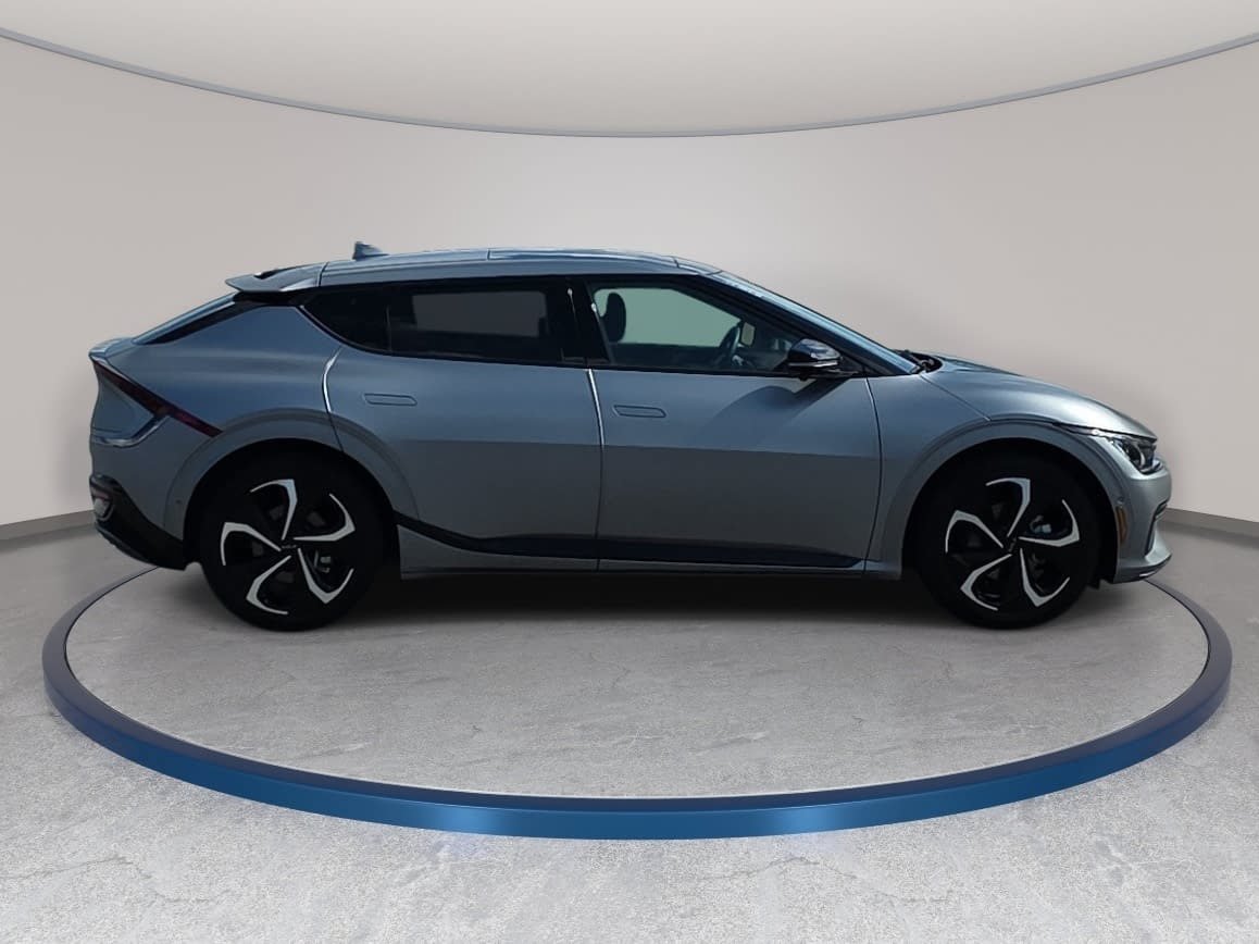 Used 2023 Kia EV6 GT-Line w/ GT-Line Suede Seat Package AWD/4WD image 4