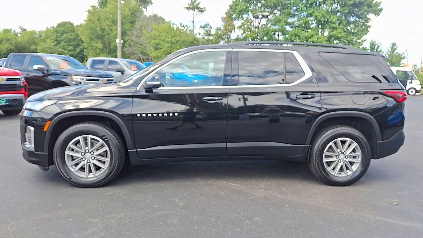 Certified 2023 Chevrolet Traverse LT image 4