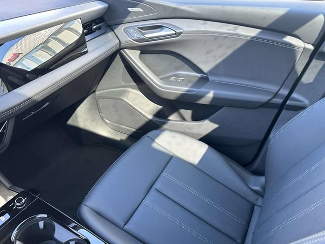 New 2027 Audi Q6 e-tron Premium Plus AWD/4WD image 13
