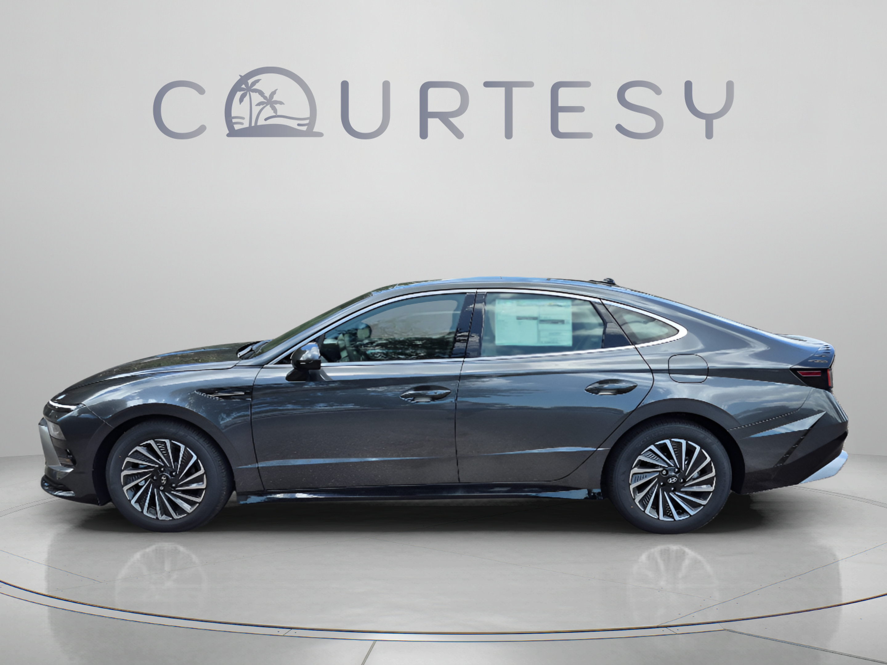New 2026 Hyundai Sonata SEL FWD image 2