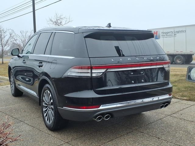 Used 2023 Lincoln Aviator Reserve w/ Equipment Group 201A image 6