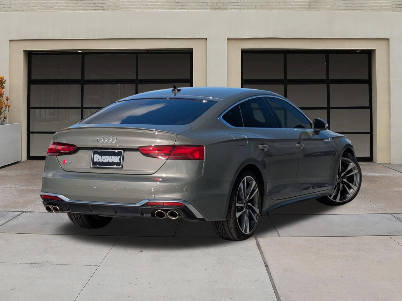 Used 2023 Audi S5 Premium Plus w/ Premium Plus Package AWD/4WD image 4
