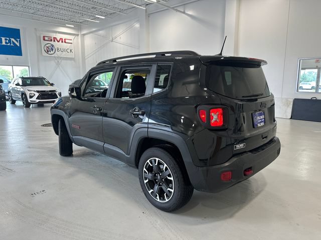 Used 2023 Jeep Renegade Trailhawk AWD/4WD image 7