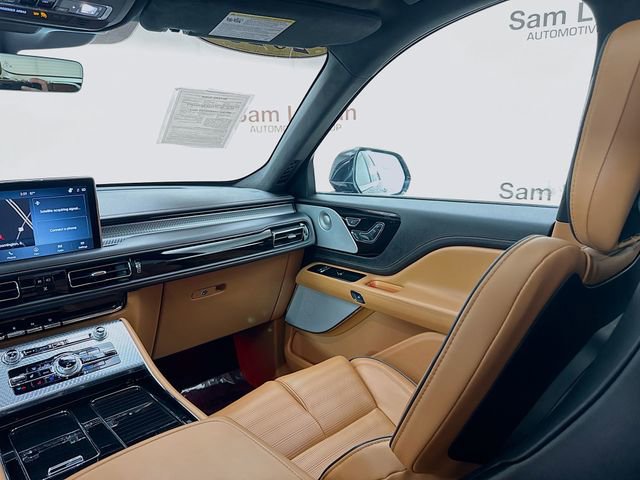 Used 2023 Lincoln Aviator Black Label w/ Dynamic Handling Package image 25