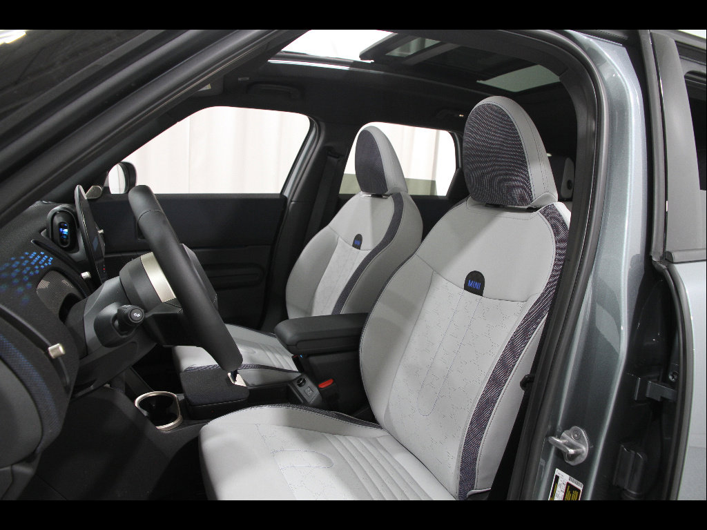 Certified 2026 MINI Cooper Countryman S image 5