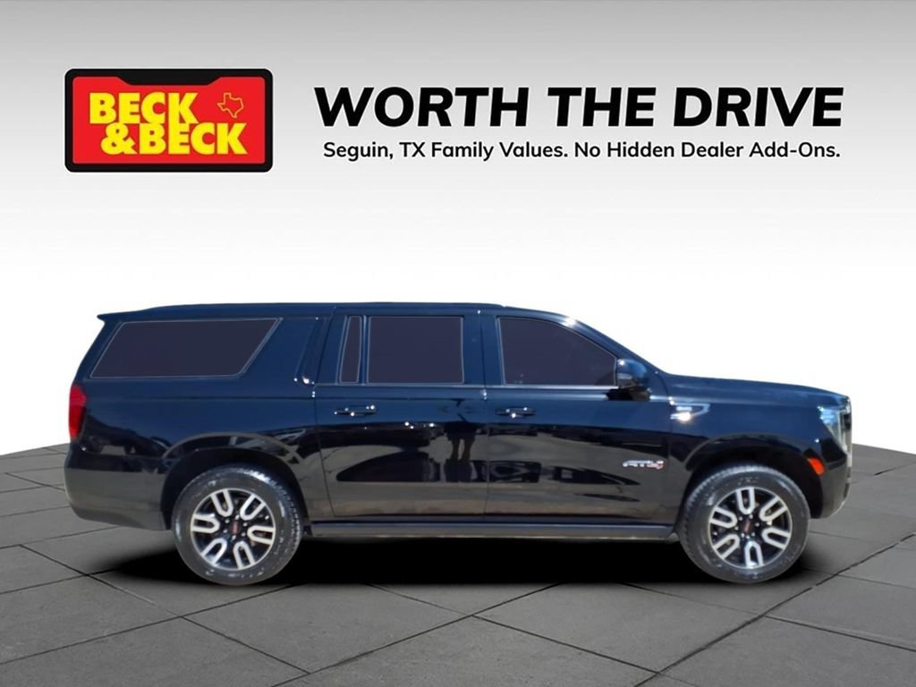 Used 2023 GMC Yukon XL AT4 w/ AT4 Premium Plus Package AWD/4WD image 4