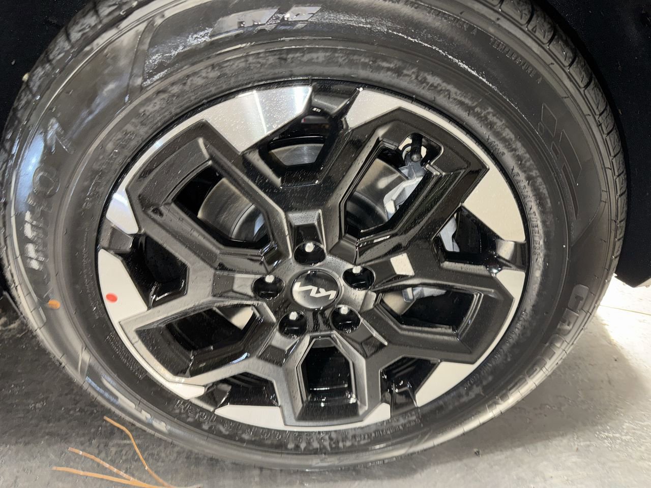 New 2026 Kia Sorento S image 12