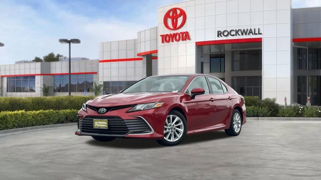Used 2023 Toyota Camry LE image 1