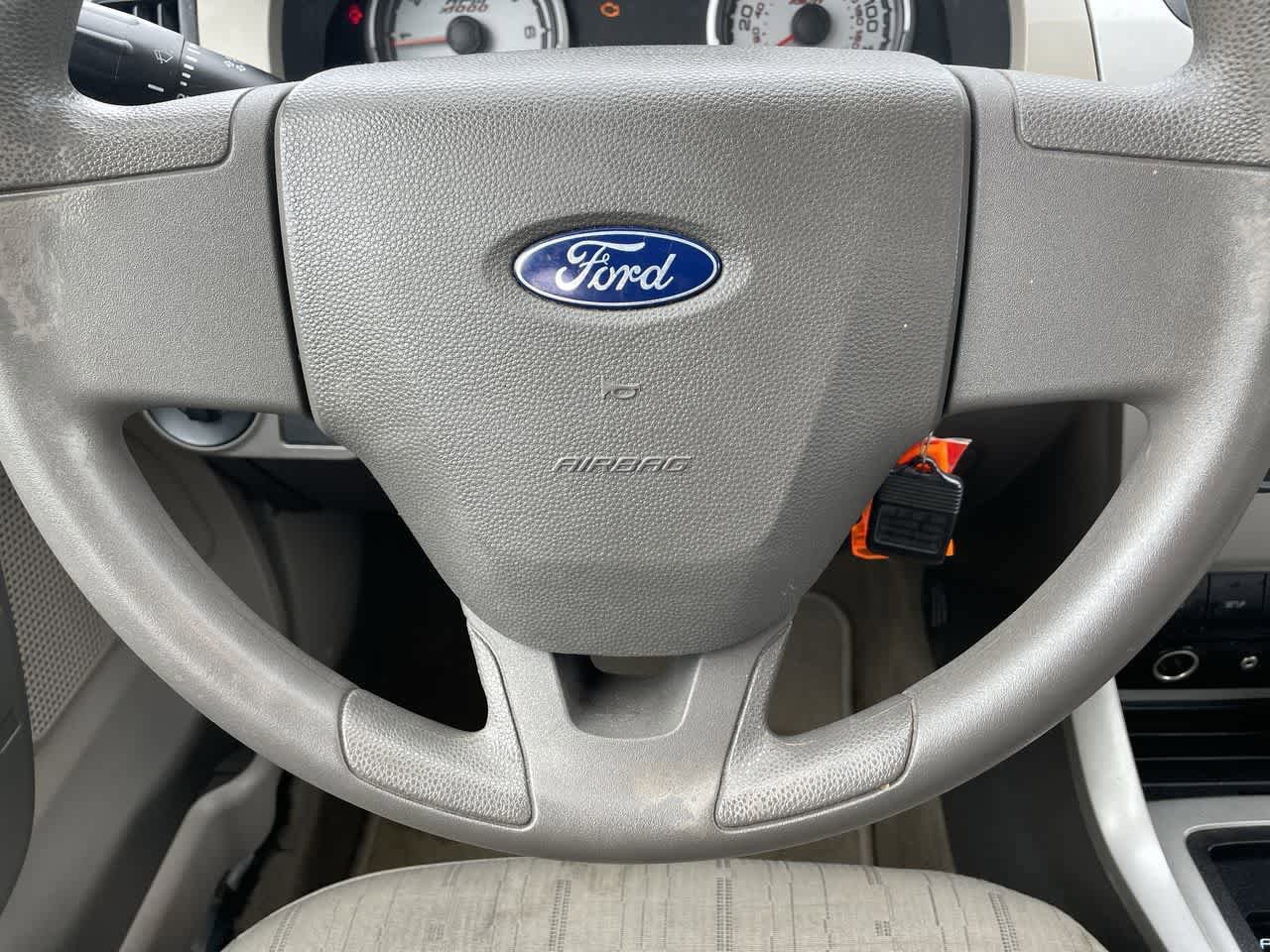 Used 2008 Ford Focus SE FWD image 10