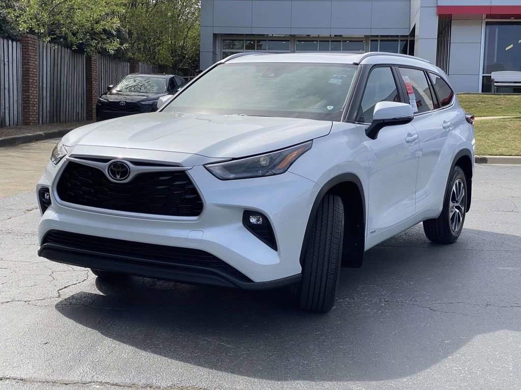 Used 2026 Toyota Highlander XLE AWD/4WD image 25