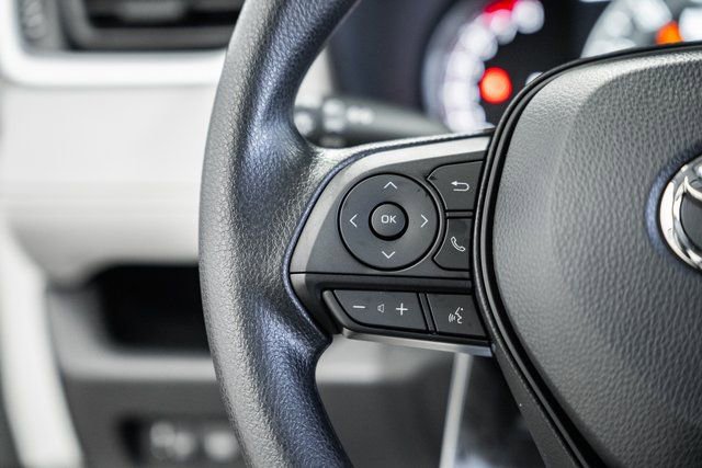 New 2025 Toyota RAV4 XLE image 28
