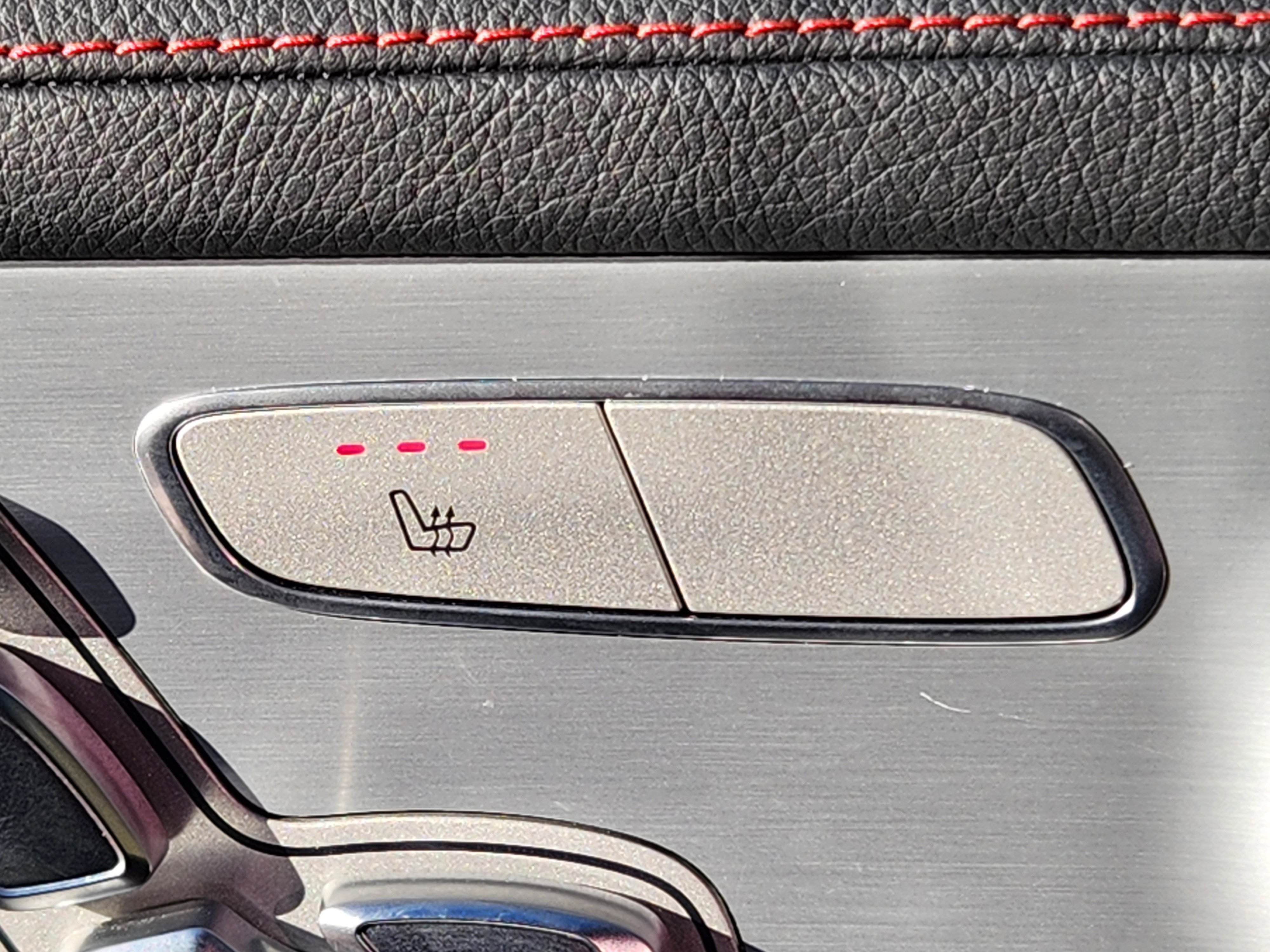 Used 2022 Mercedes-Benz GLC 43 AMG 4MATIC image 29